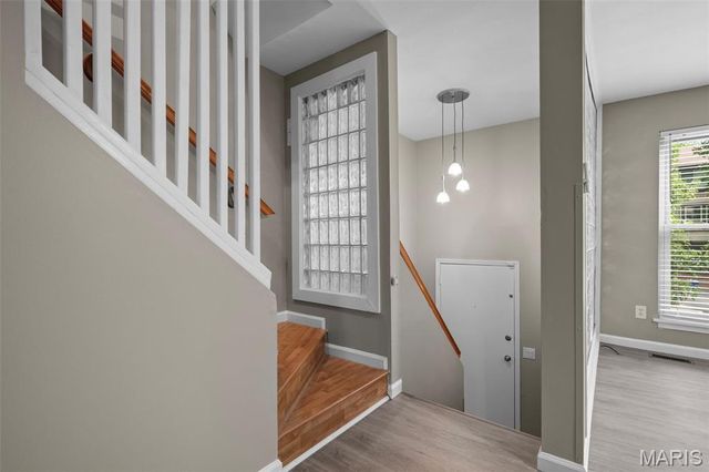2317 Driftwood Place, Maryland Heights, MO 63146