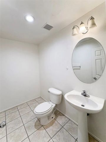 1040 E Avenue K11, Lancaster, CA 93535