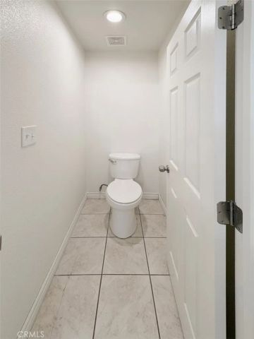 1040 E Avenue K11, Lancaster, CA 93535