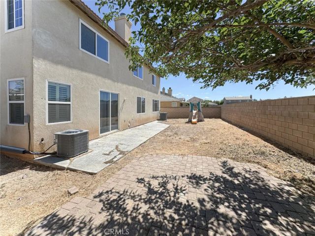 1040 E Avenue K11, Lancaster, CA 93535