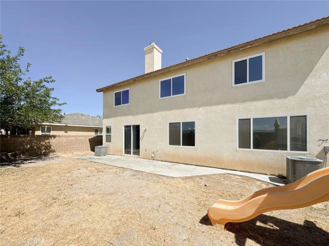 1040 E Avenue K11, Lancaster, CA 93535