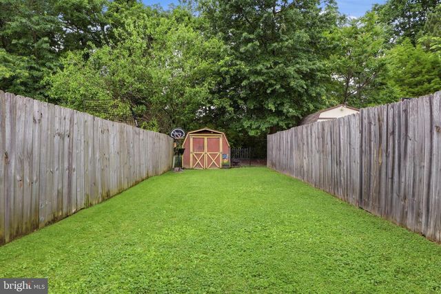 33 COMMERCE ST, New Oxford, PA 17350