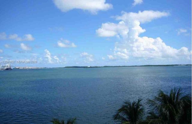 808 Brickell Key Dr 606, Miami, FL 33131