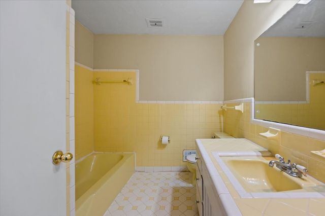 400 Nesbitt Ln, Madison, TN 37115