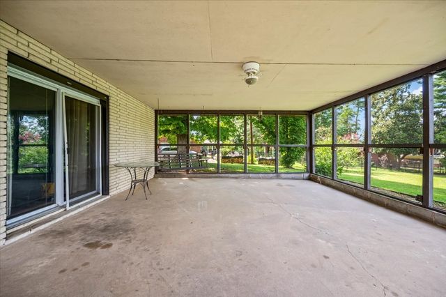 400 Nesbitt Ln, Madison, TN 37115