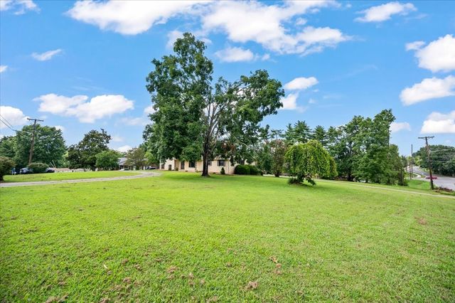 400 Nesbitt Ln, Madison, TN 37115
