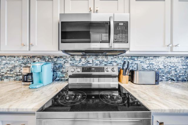 5801 Thomas Drive UNIT 611, Panama City Beach, FL 32408