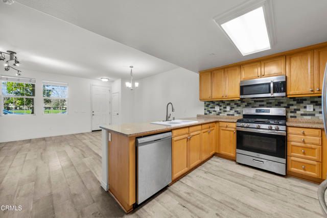 3016 Moonlight Park Avenue, Oxnard, CA 93036