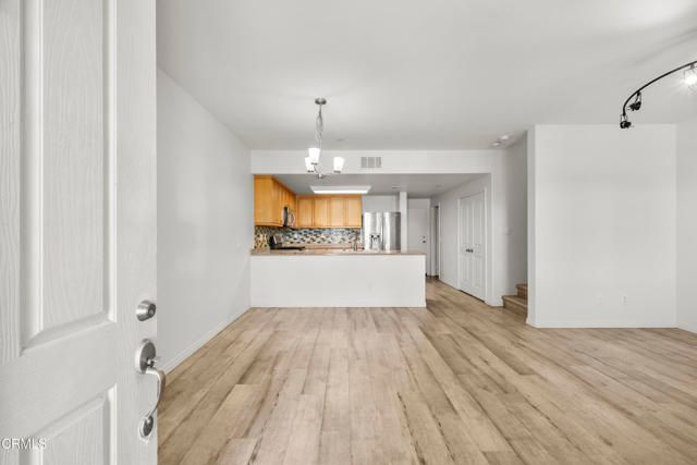 3016 Moonlight Park Avenue, Oxnard, CA 93036