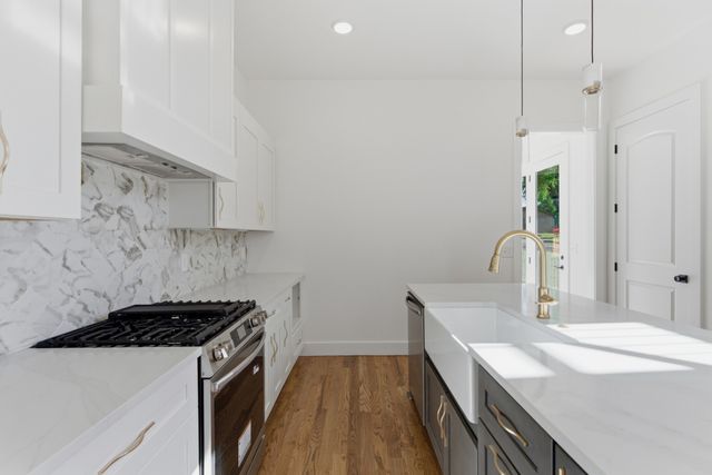 1111 Petway Ave, Nashville, TN 37206