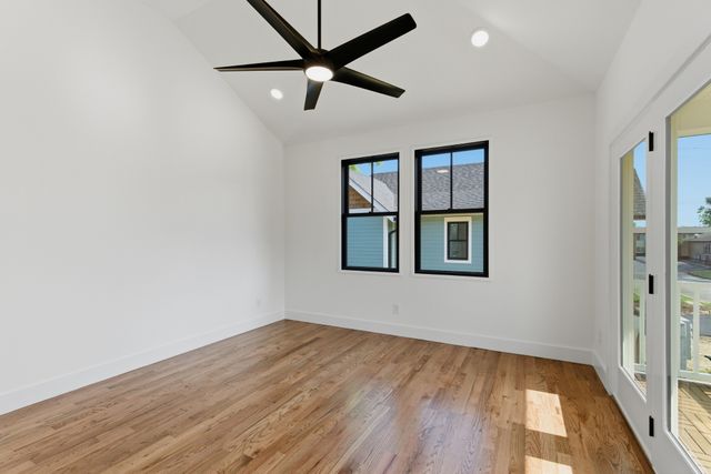 1111 Petway Ave, Nashville, TN 37206