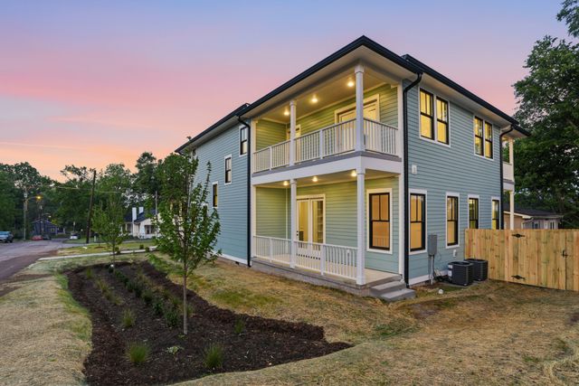 1111 Petway Ave, Nashville, TN 37206