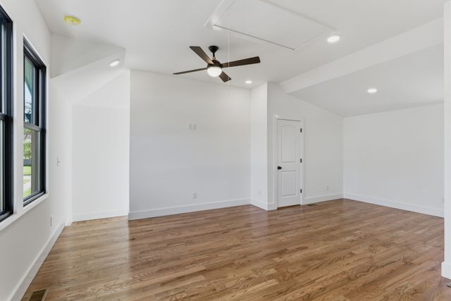 1111 Petway Ave, Nashville, TN 37206