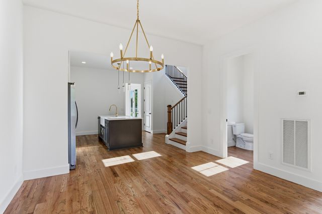 1111 Petway Ave, Nashville, TN 37206