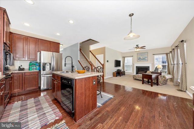 214 UNION RIDGE DR, Charles Town, WV 25414