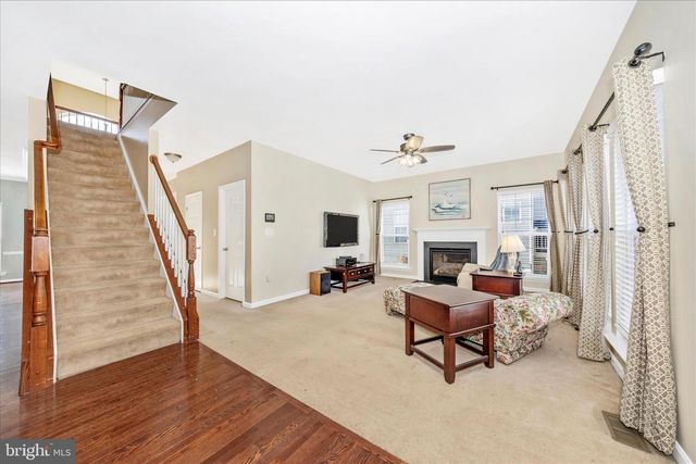 214 UNION RIDGE DR, Charles Town, WV 25414