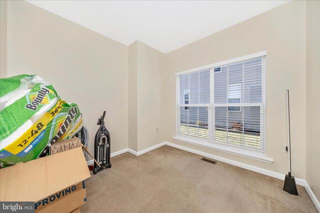 214 UNION RIDGE DR, Charles Town, WV 25414