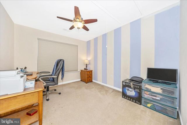 214 UNION RIDGE DR, Charles Town, WV 25414