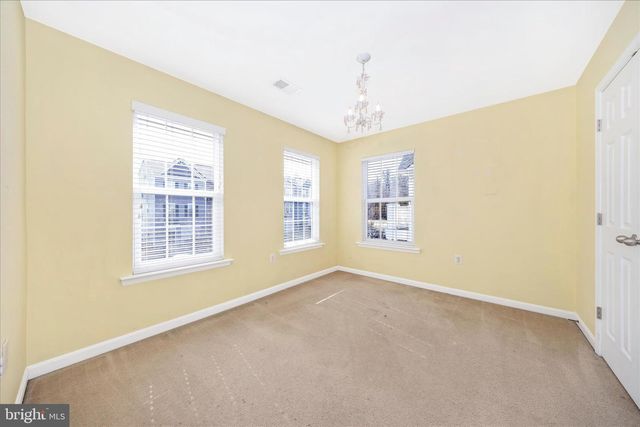 214 UNION RIDGE DR, Charles Town, WV 25414