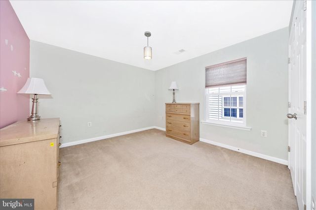 214 UNION RIDGE DR, Charles Town, WV 25414