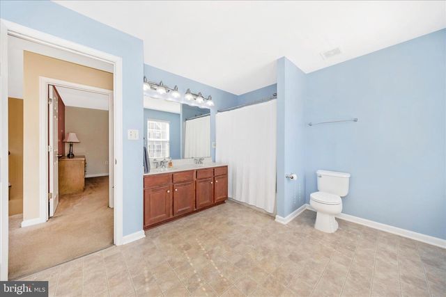 214 UNION RIDGE DR, Charles Town, WV 25414