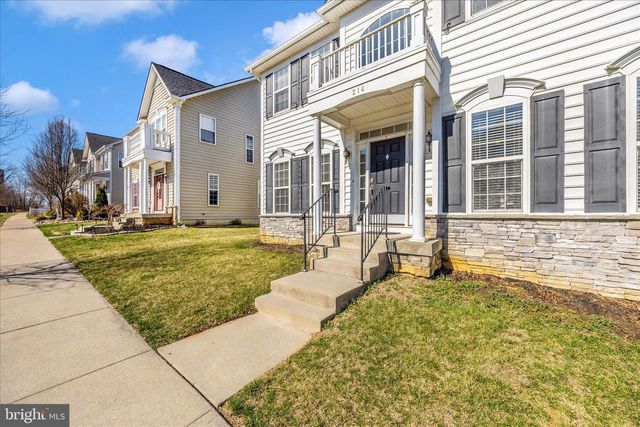 214 UNION RIDGE DR, Charles Town, WV 25414