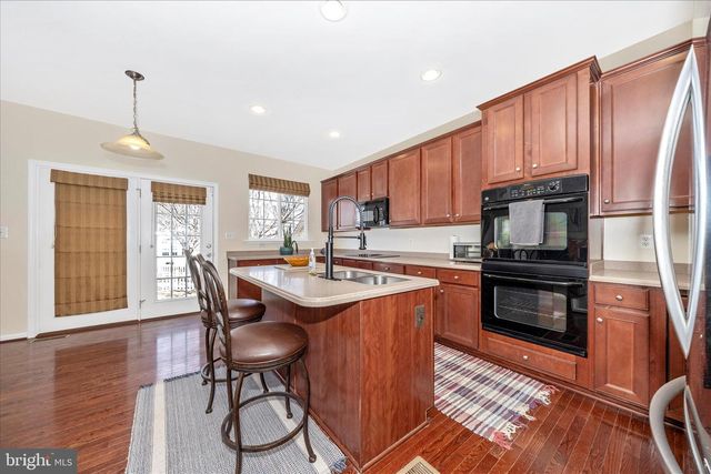 214 UNION RIDGE DR, Charles Town, WV 25414