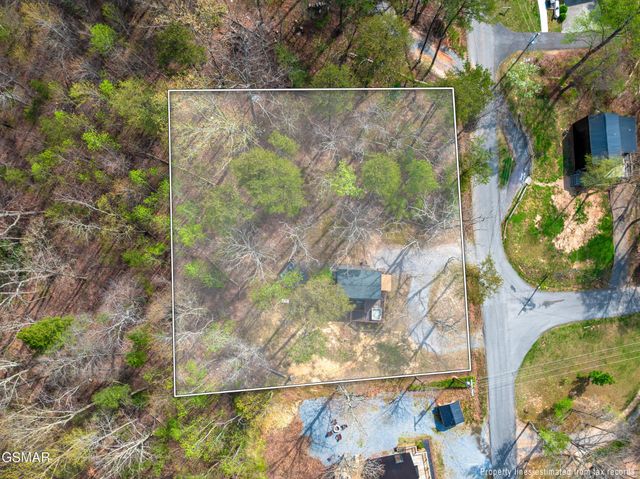 1638 S Mountain View Road, Sevierville, TN 37876