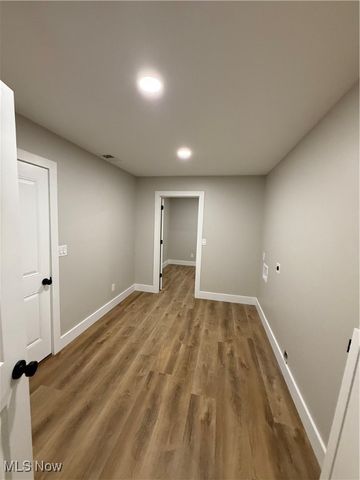 3010 9th Avenue, Vienna, WV 26105