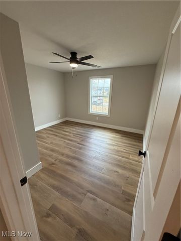 3010 9th Avenue, Vienna, WV 26105