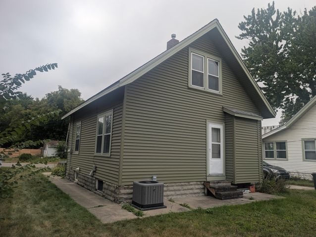 3008 E 35th Street, Minneapolis, MN 55406
