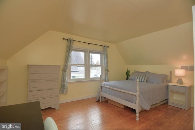 915 BIRCH RD, Hellertown, PA 18055