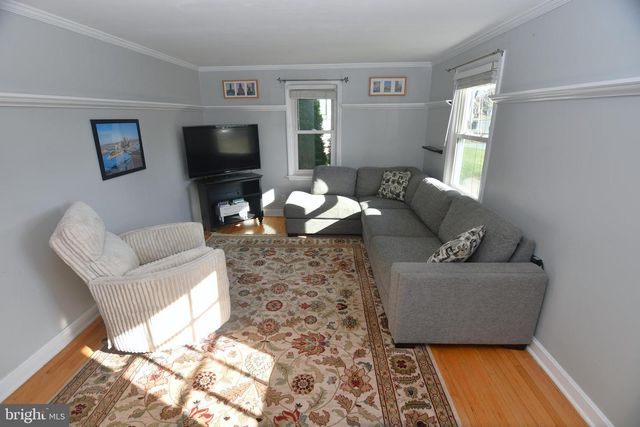 915 BIRCH RD, Hellertown, PA 18055