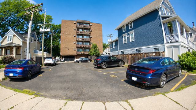 336 Lathrop Avenue 605, Forest Park, IL 60130
