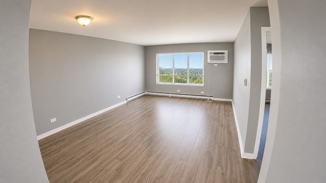 336 Lathrop Avenue 605, Forest Park, IL 60130