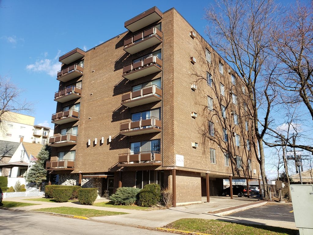 336 Lathrop Avenue 605, Forest Park, IL 60130