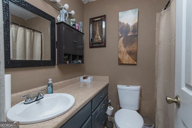 761 Robert E Lee Parkway, Jonesboro, GA 30238