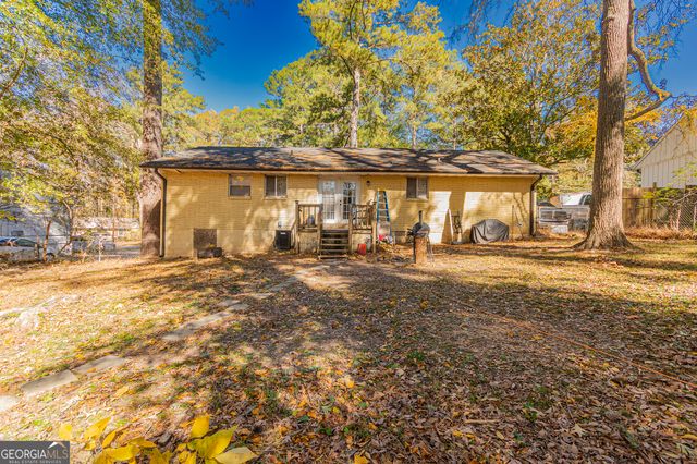 761 Robert E Lee Parkway, Jonesboro, GA 30238