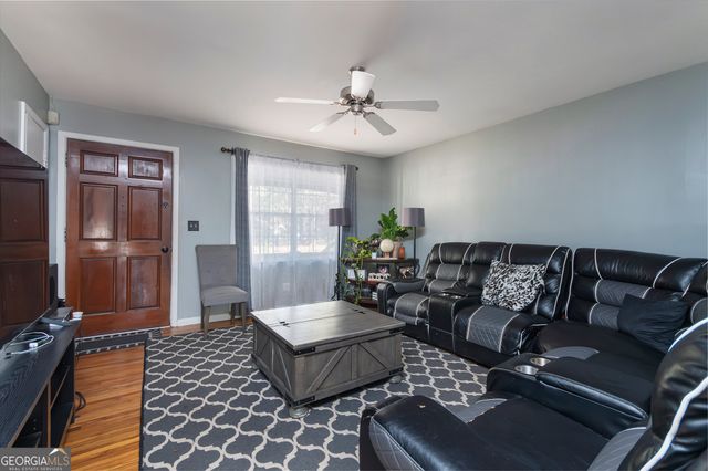 761 Robert E Lee Parkway, Jonesboro, GA 30238