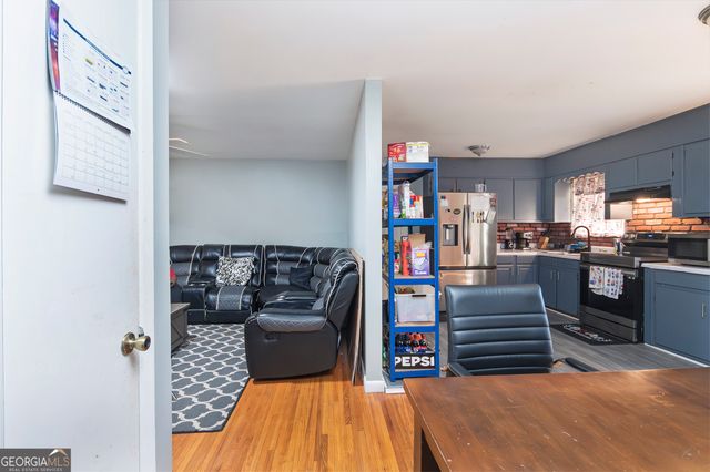 761 Robert E Lee Parkway, Jonesboro, GA 30238