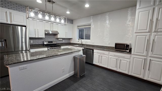 7310 Rocky Gorge Court, Las Vegas, NV 89113