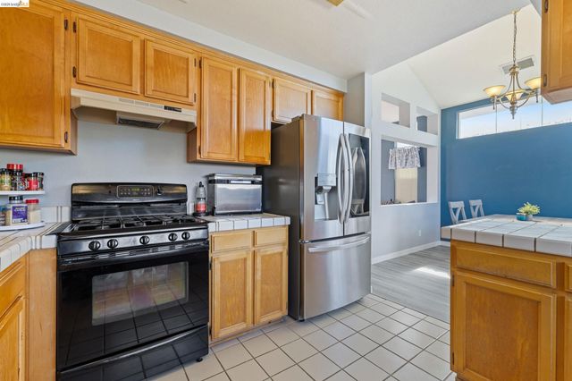 4924 Stirrup Way, Antioch, CA 94531