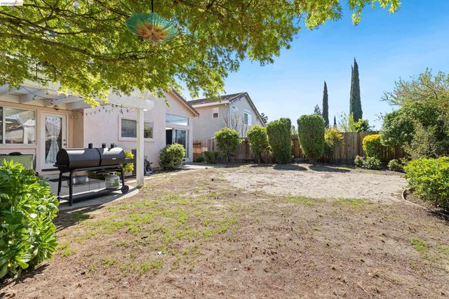 4924 Stirrup Way, Antioch, CA 94531