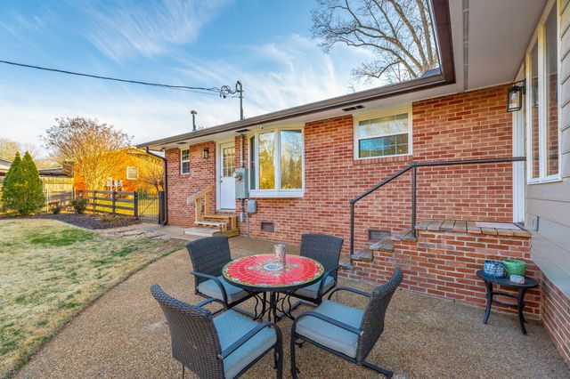 6829 Bacon Lane, Chattanooga, TN 37421