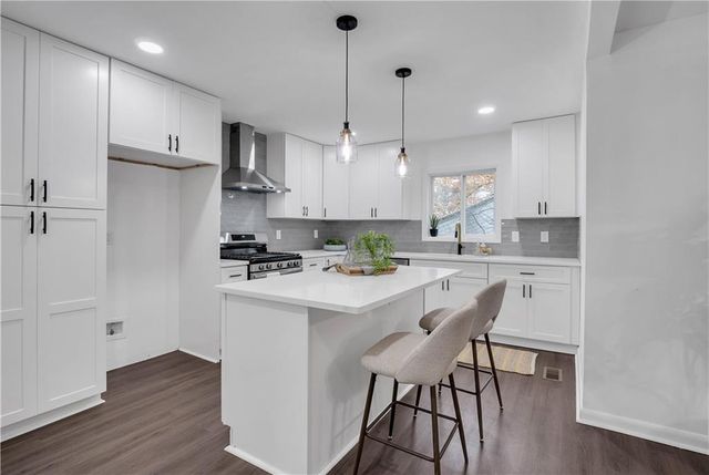 4300 Inverness NE Court, Roswell, GA 30075