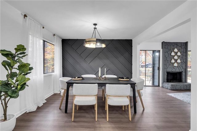 4300 Inverness NE Court, Roswell, GA 30075