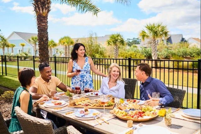 7841 Mirto St, Myrtle Beach, SC 29572