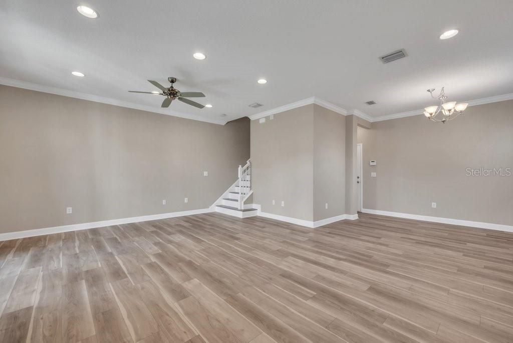 Image 10 of property listing at 16858 DORMAN ROAD, Lithia, FL 33547