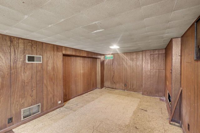 4039 Buchanan Avenue SW, Wyoming, MI 49548
