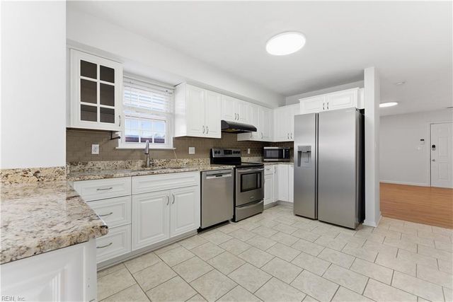 722 16th ST B, Virginia Beach, VA 23451